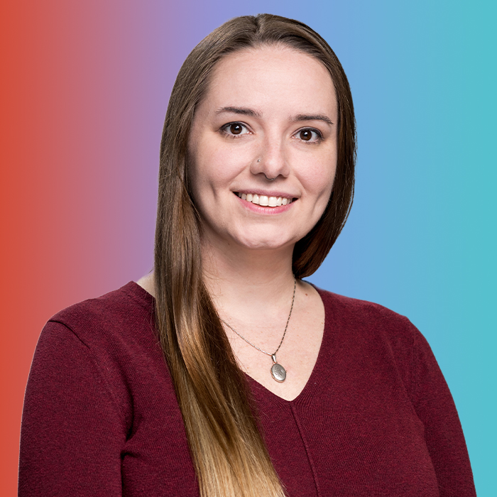 Head shot of Tara McGrath