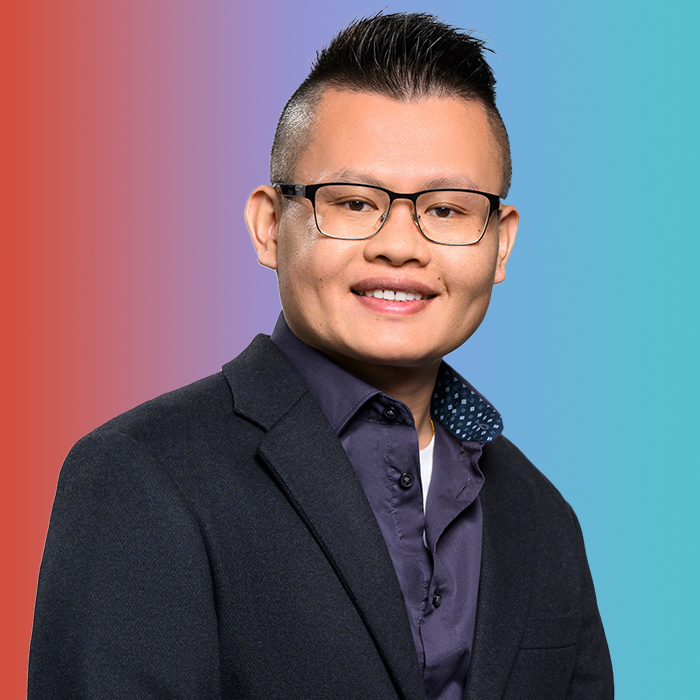 Head shot of Weichao Zhuo