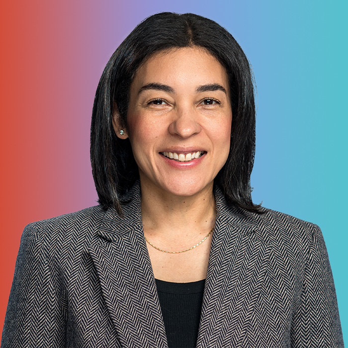 Head shot of Tracy Yenshaw